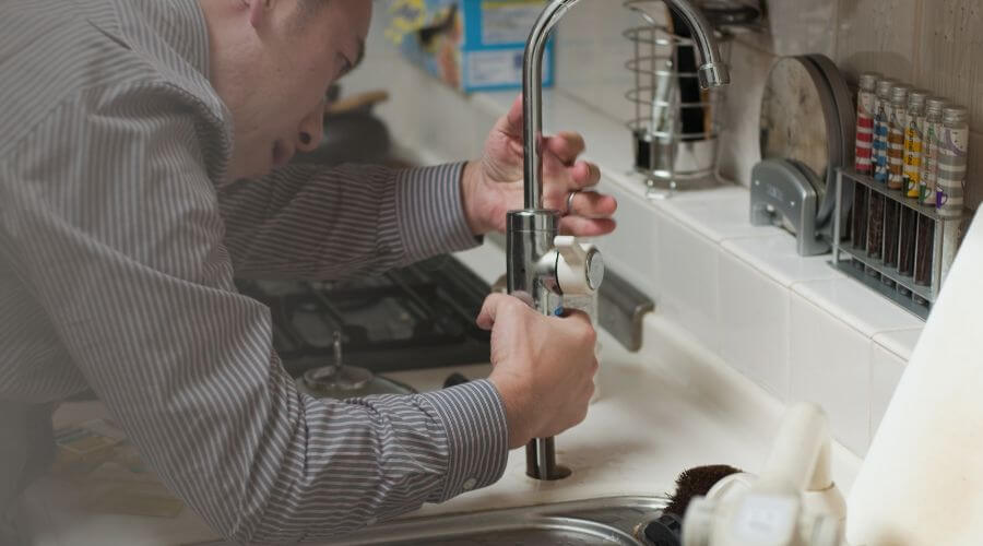 Local water heater installation in Plymouth, IL